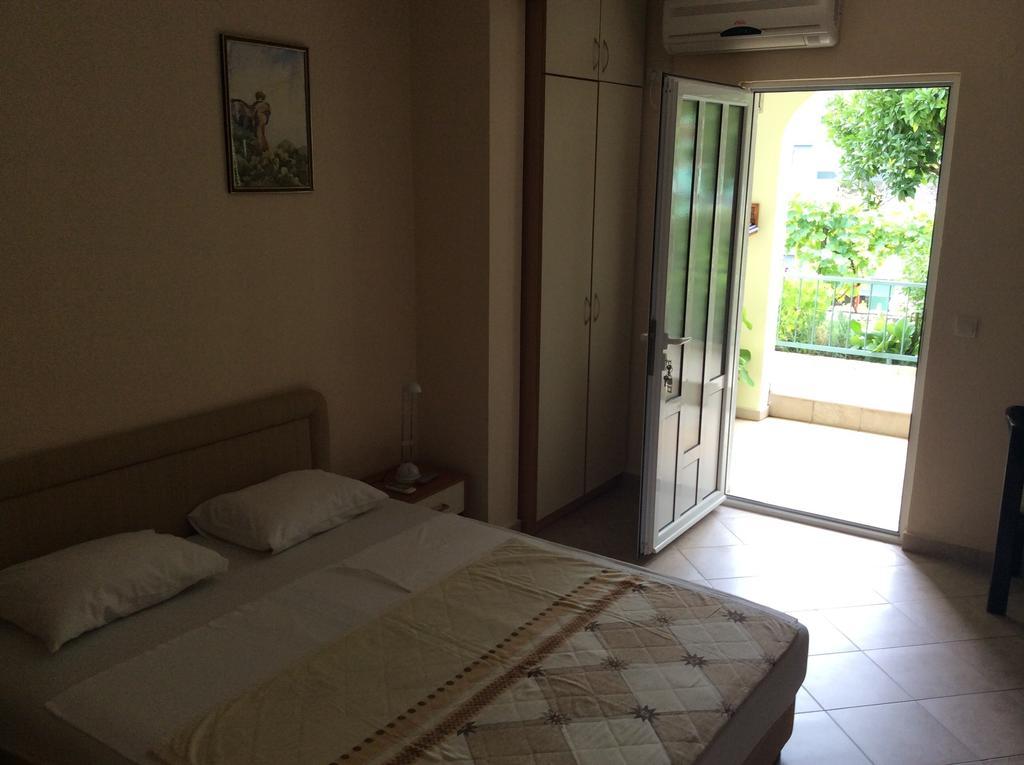 Apartments Simo Petrovac Pokoj fotografie